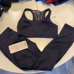 Lululemon tights and bra 6